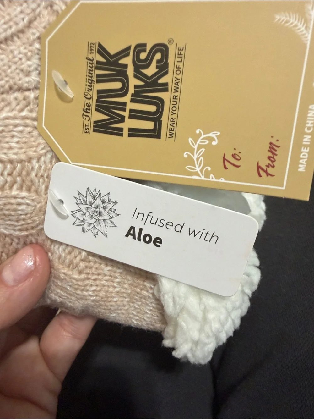 Muk Luks Girls Plush Lined Non-Slip Slipper Socks - aloe infused